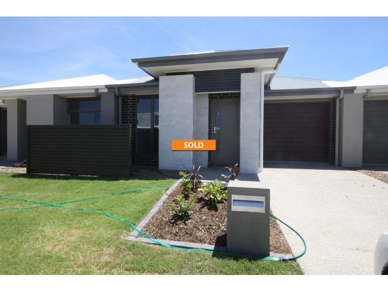 44 Amber Drive, Caloundra West QLD 4551