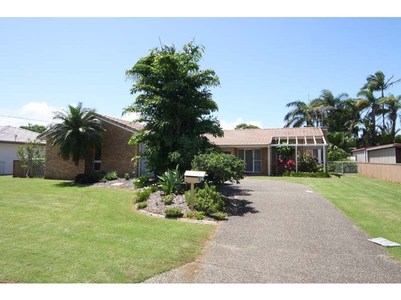 15 Barnett Street, Golden Beach QLD 4551