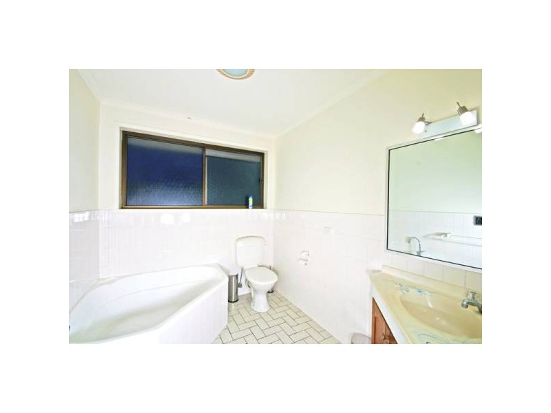 15 Coongarra Esp, Wurtulla QLD 4575