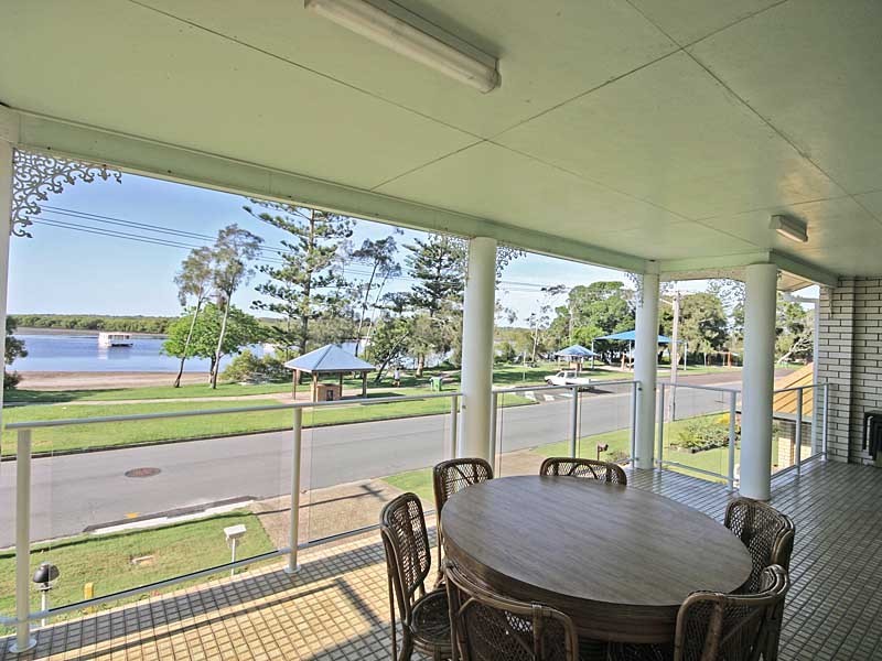 188 The Esplanade, Golden Beach QLD 4551