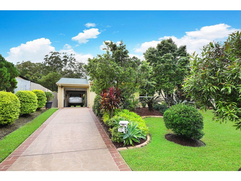 33 Tiverton Place, Landsborough QLD 4550
