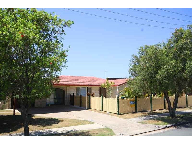 2 Pumicestone Place, Golden Beach QLD 4551