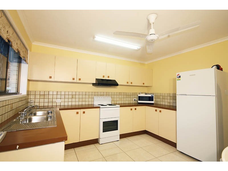 2 Pumicestone Place, Golden Beach QLD 4551