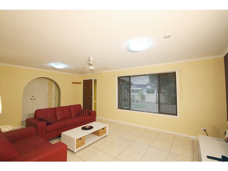 2 Pumicestone Place, Golden Beach QLD 4551