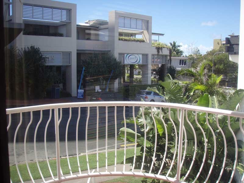 2/1 Cooma Terrace – Madrid, Caloundra QLD 4551