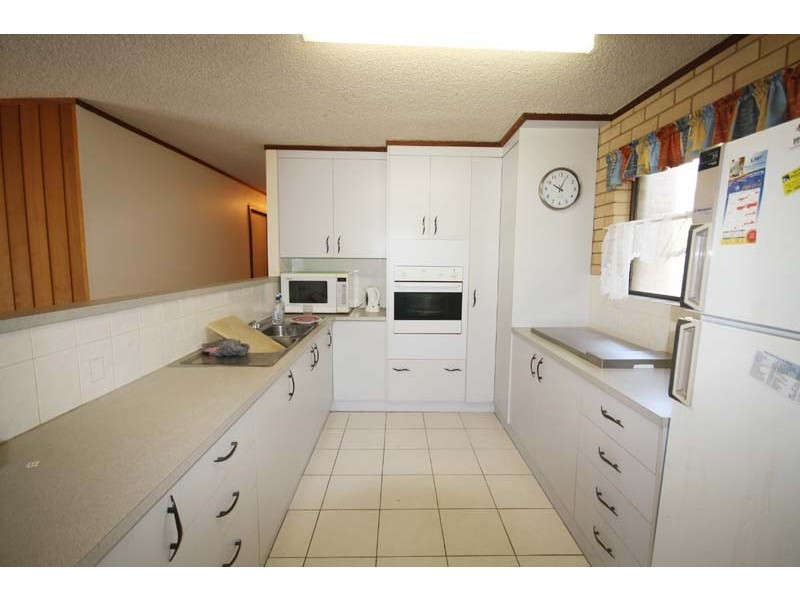 2/3 Orvieto Terrace – Nankita, Kings Beach QLD 4551