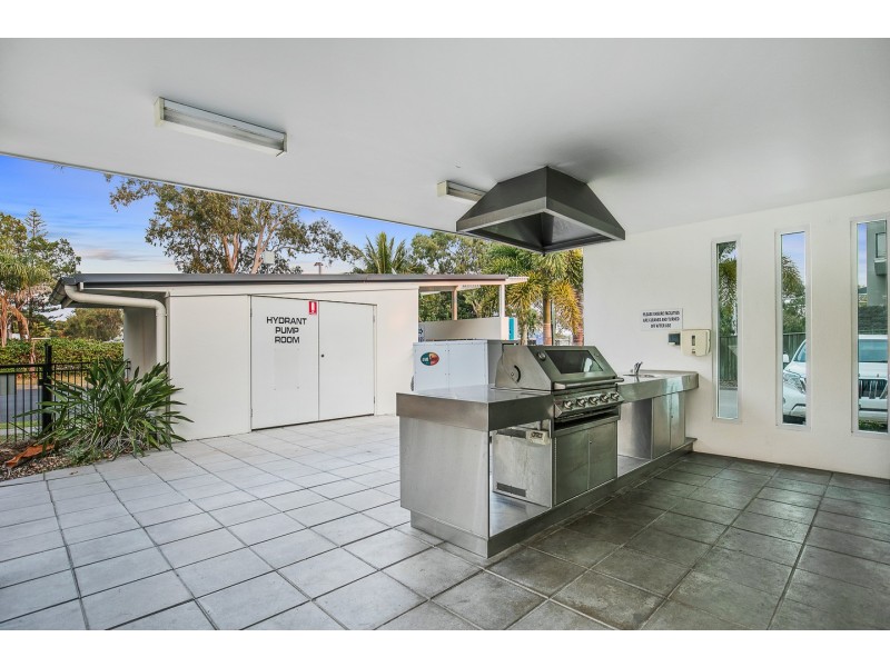 414/625 Charlton Esp – Akama Resort, Urangan QLD 4655