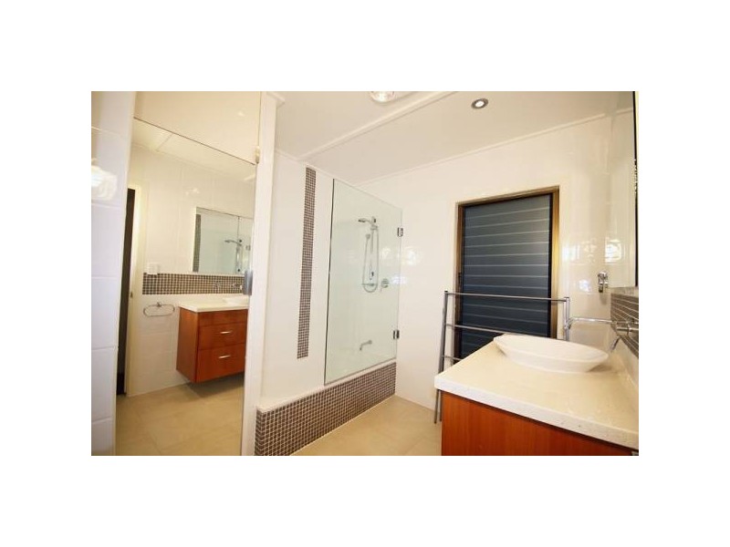 2 Robe, Currimundi QLD 4551