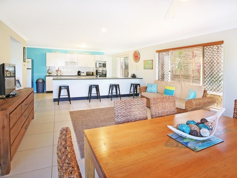 22 Perindi Ch, Currimundi QLD 4551