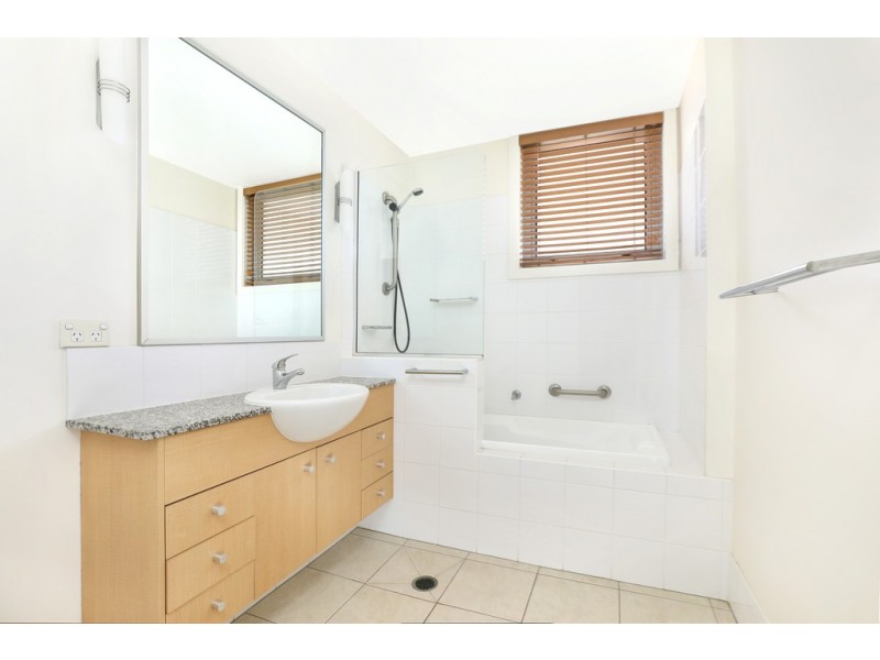 9/2 Merrima Crt – Pandanus, Kings Beach QLD 4551