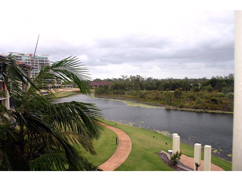 8/1 Millenium Cicuit – Vardon Point, Pelican Waters QLD 4551