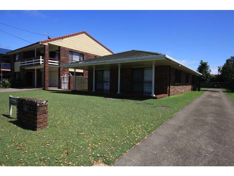 182 The Esplanade, Golden Beach QLD 4551