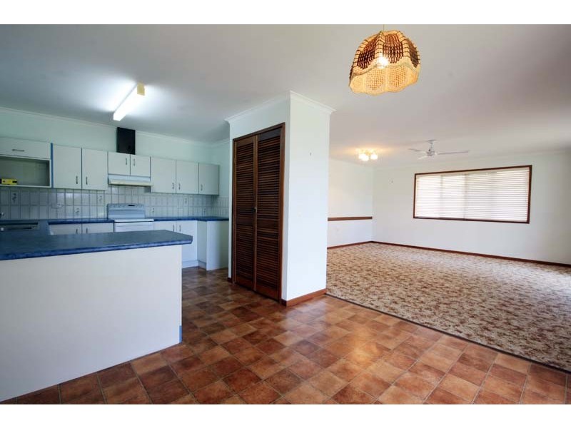182 The Esplanade, Golden Beach QLD 4551