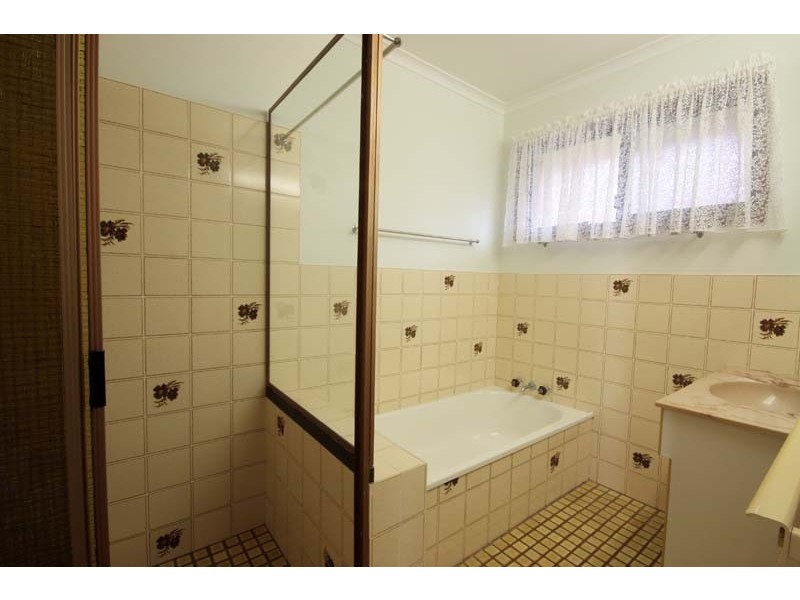 182 The Esplanade, Golden Beach QLD 4551