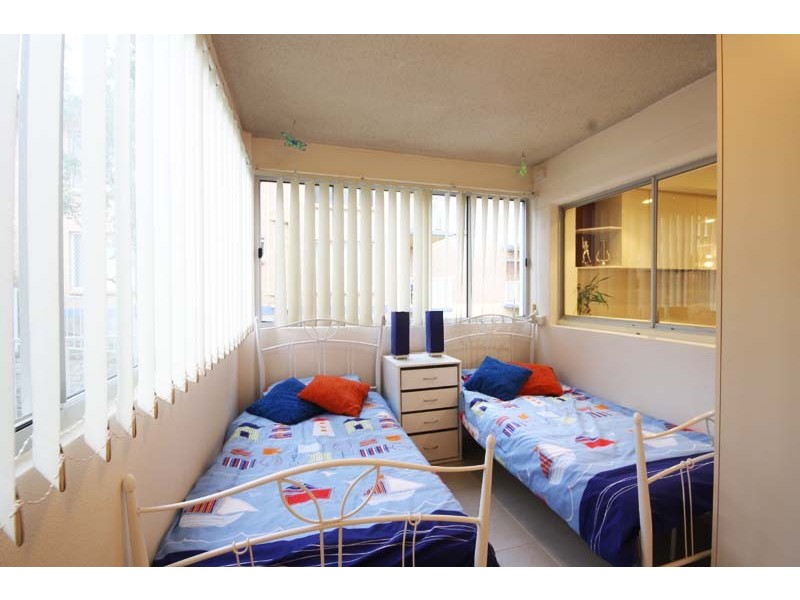 4/3 Warne Tce – Nimolanca, Kings Beach QLD 4551