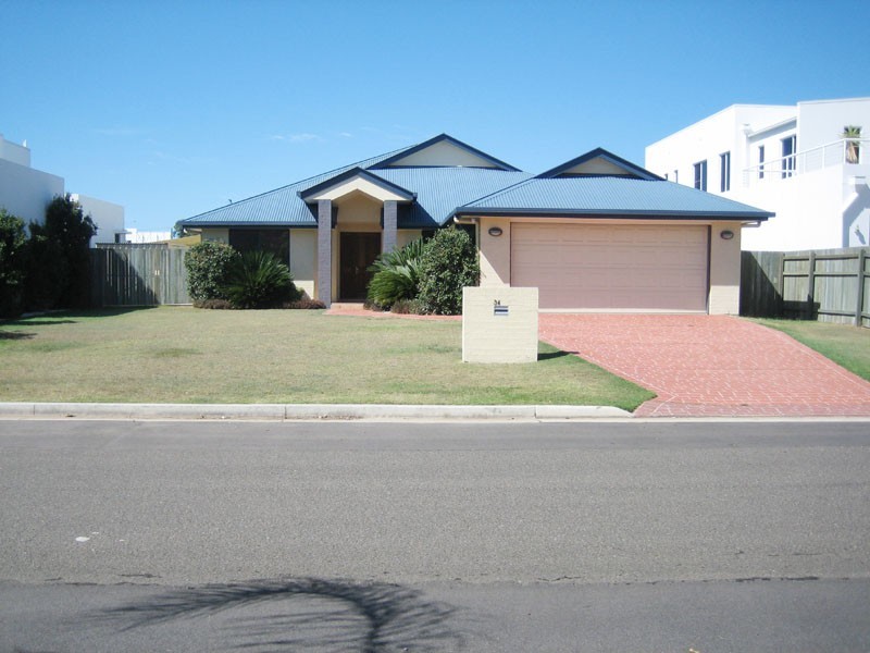 34 Chelsea Cresent, Minyama QLD 4575