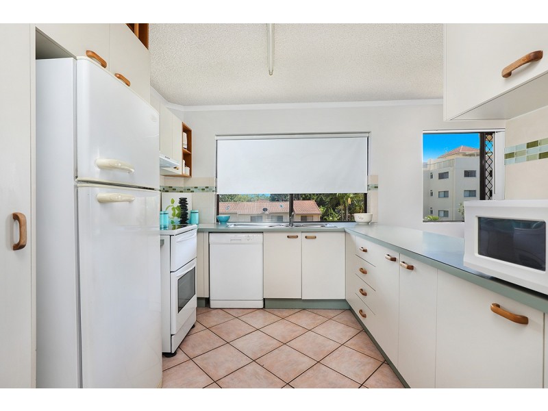 7/66 The Esplanade – Windsurfer, Golden Beach QLD 4551