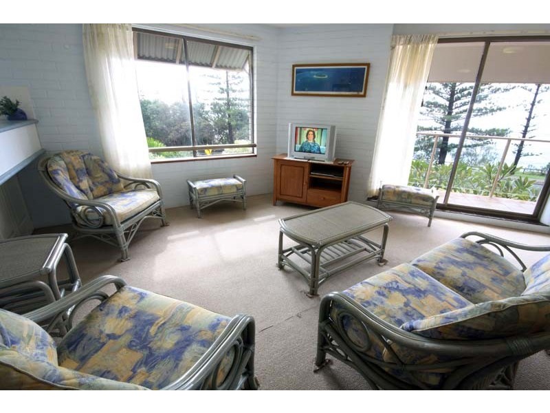 3/30 Victoria Terrace ‘Seapines’, Shelly Beach QLD 4551