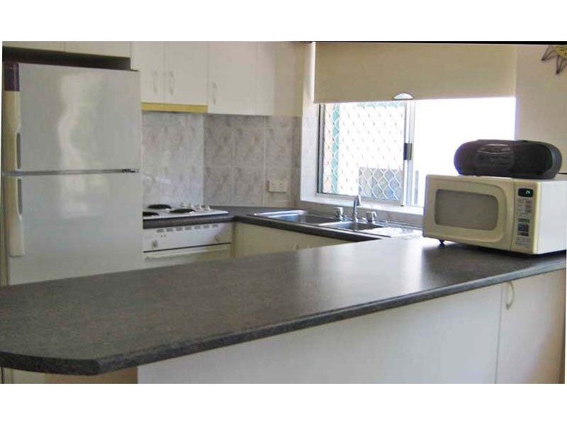 1/3 Latona Ave ‘Summervale’, Caloundra QLD 4551