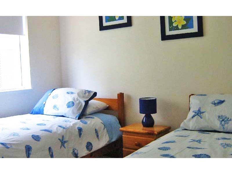 1/3 Latona Ave ‘Summervale’, Caloundra QLD 4551