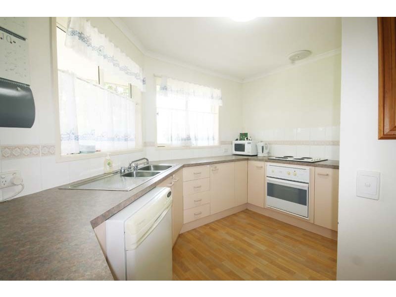 1/6 Gidgee Court, Caloundra West QLD 4551