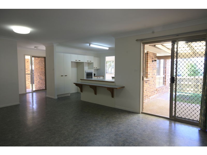 12 Prior Road, Moffat Beach QLD 4551