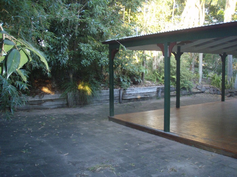 8  Pinaroo Street, Battery Hill QLD 4551