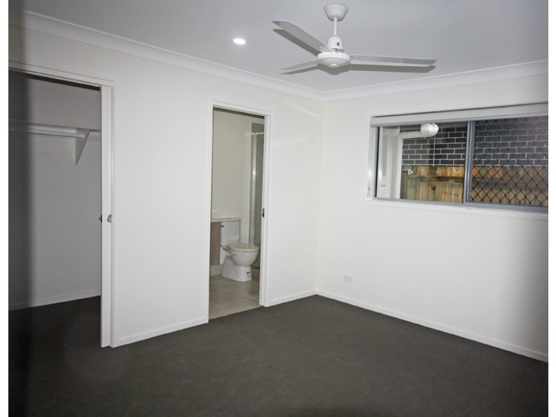 4 Thomas Close, Bells Creek QLD 4551