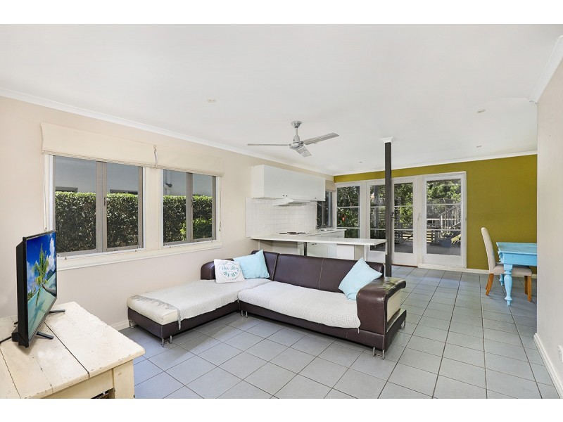 13 Hume St, Golden Beach QLD 4551