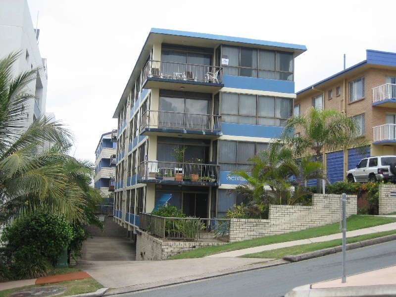 8/14  Levuka Avenue ‘Seamist Lodge’, Kings Beach QLD 4551