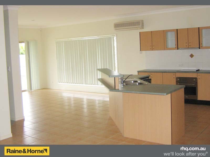 15 Endeavour Crescent, Pelican Waters QLD 4551