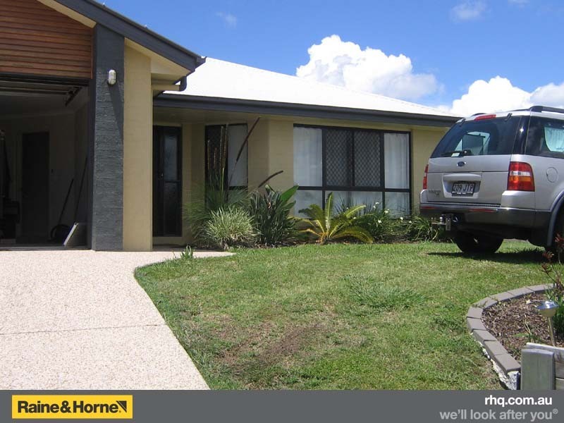 34  Discovery Drive, Little Mountain QLD 4551