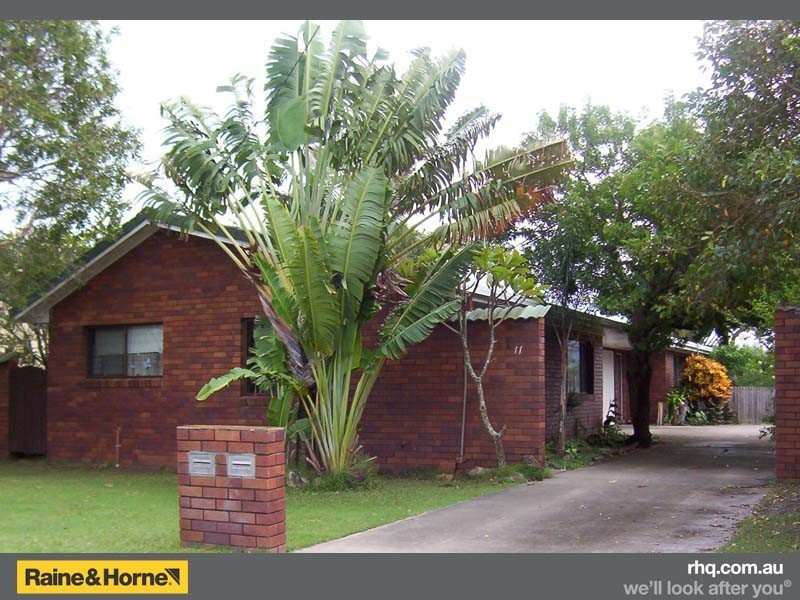 2/11 Bowman Road, Caloundra QLD 4551