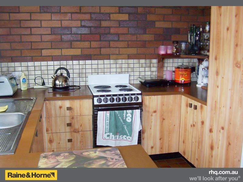 2/11 Bowman Road, Caloundra QLD 4551