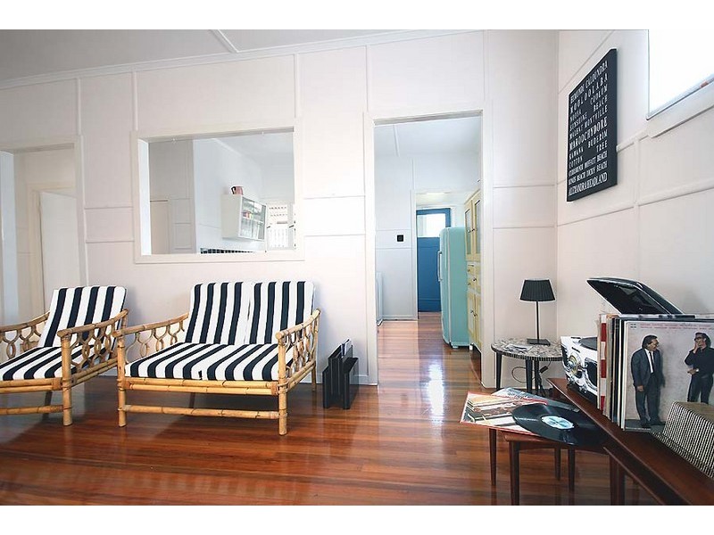 41 Palmer Ave, Golden Beach QLD 4551