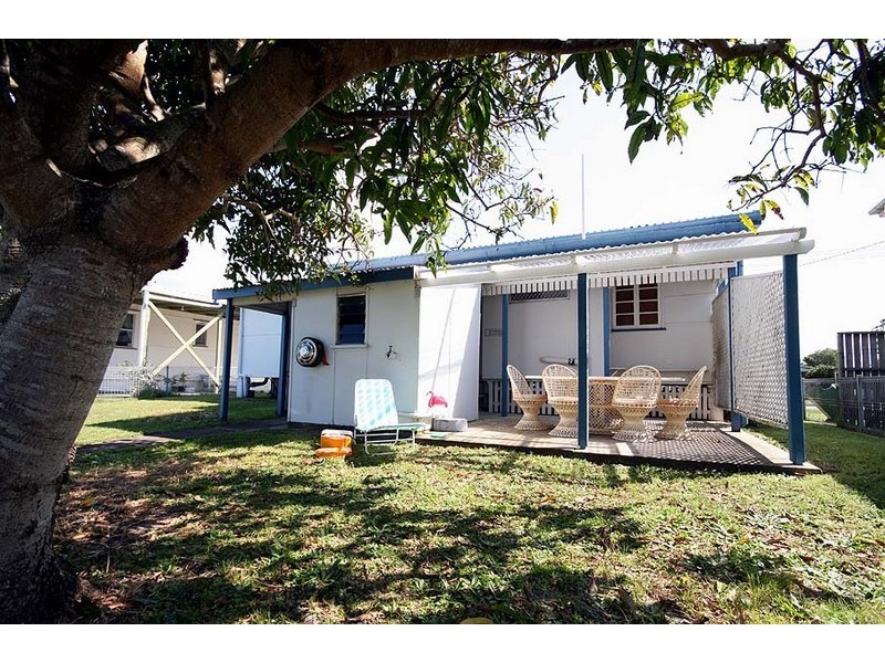 41 Palmer Ave, Golden Beach QLD 4551