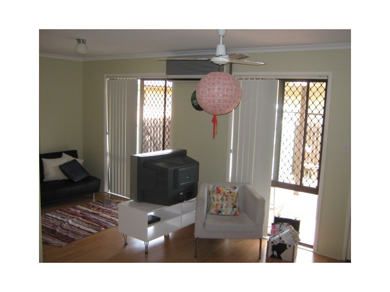 60/10 Melody Court, Warana QLD 4575