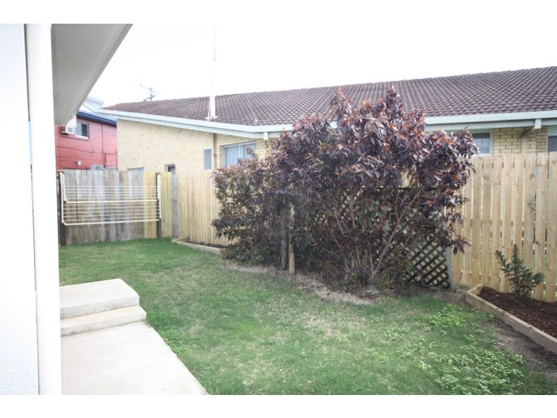 2/18 Orsova Terrace, Caloundra QLD 4551