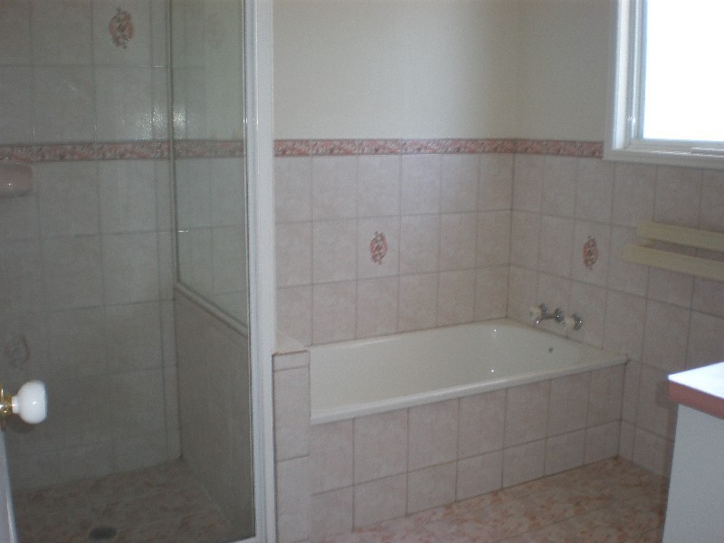 18 Birch Street, Caloundra West QLD 4551