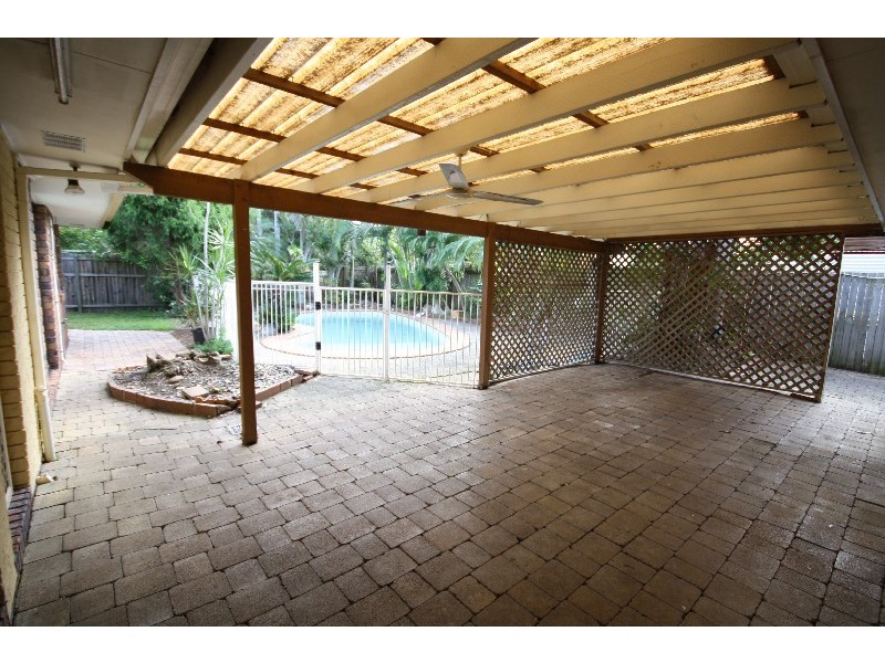 27 Rosella Street, Buddina QLD 4575