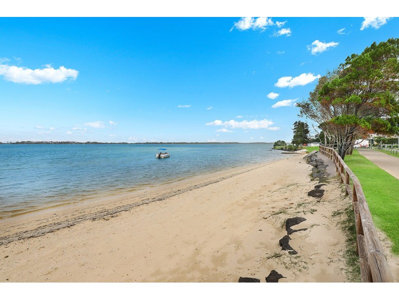 304/89 Esplanade – The Moorings, Golden Beach QLD 4551
