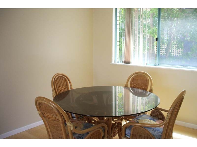 2/7 Sykes Ave, Kings Beach QLD 4551