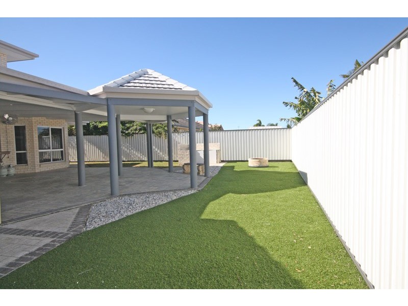 10 Cassowary Street, Aroona QLD 4551