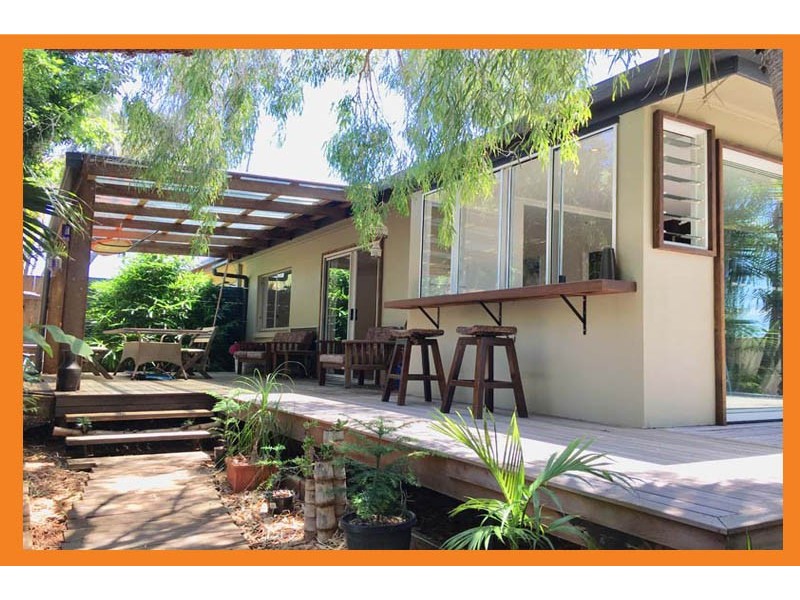 1/25 Currimundi Road, Currimundi QLD 4551