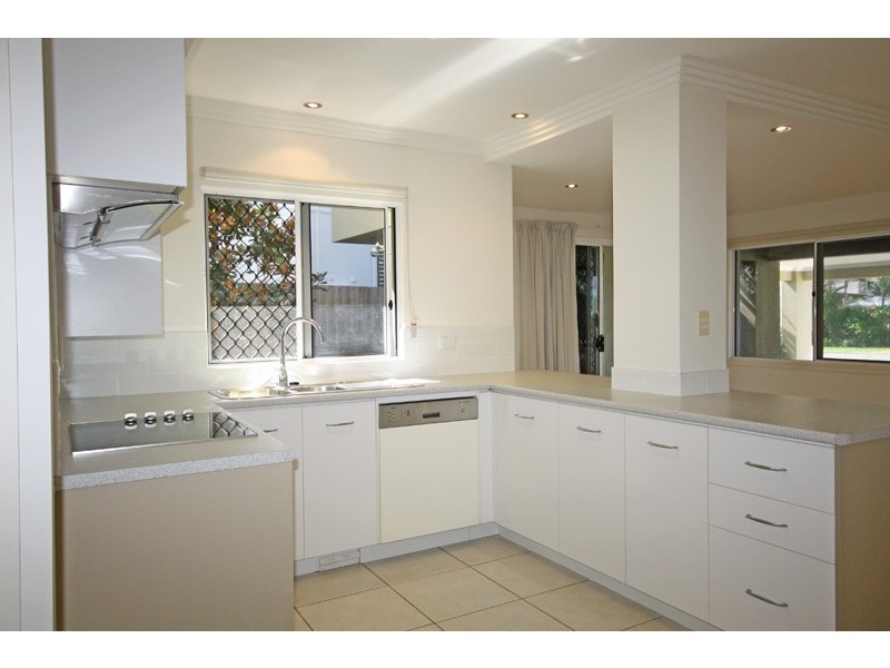 18 Wilson Avenue, Dicky Beach QLD 4551