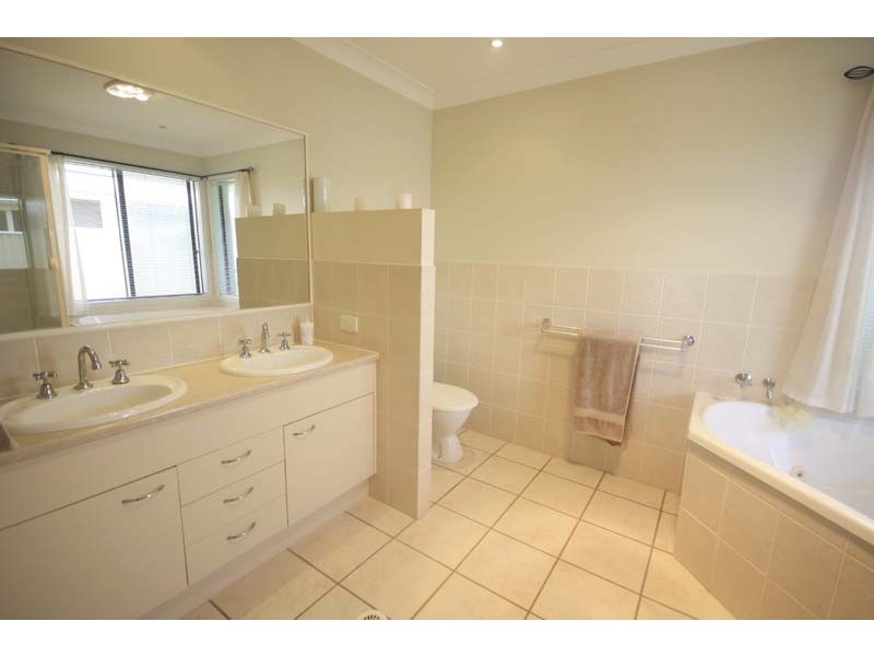 69 Mahogany Drive, Pelican Waters QLD 4551