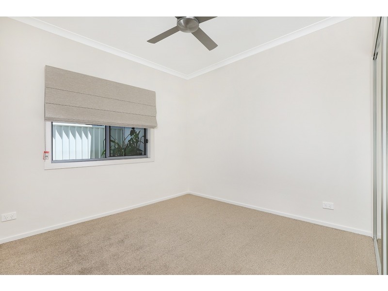 30 MacIntyre Crescent, Pelican Waters QLD 4551