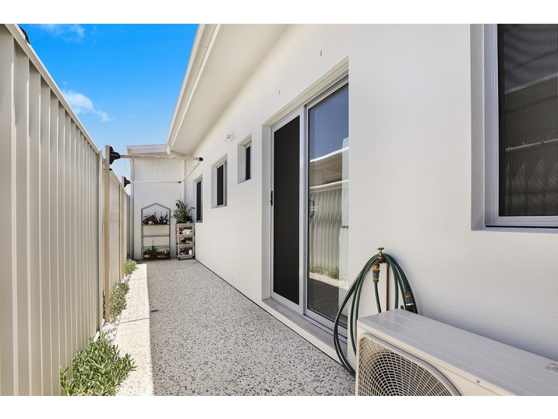 30 MacIntyre Crescent, Pelican Waters QLD 4551