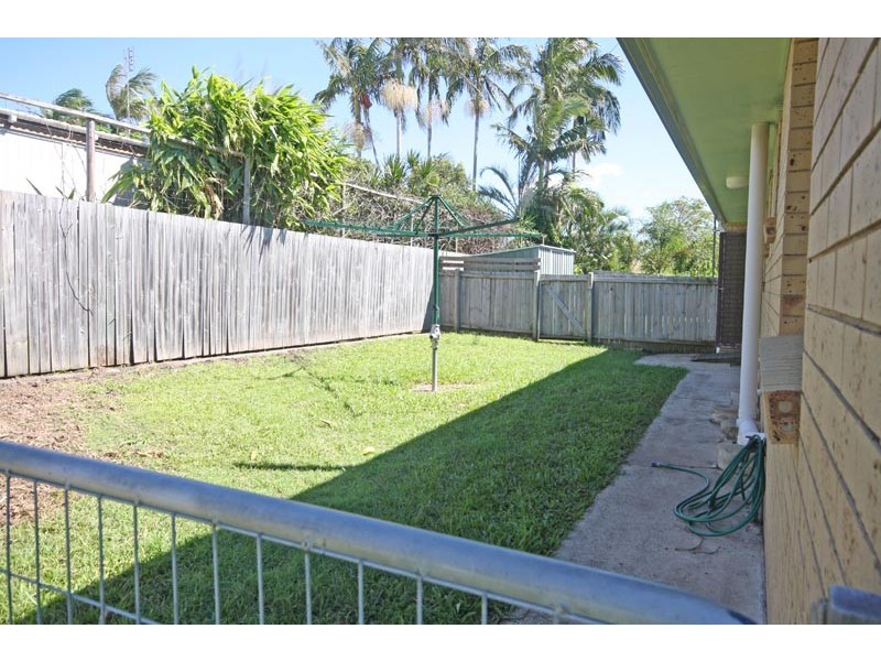 2/8 Grant Street, Battery Hill QLD 4551