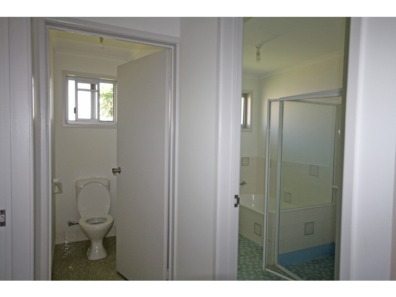 2/8 Grant Street, Battery Hill QLD 4551